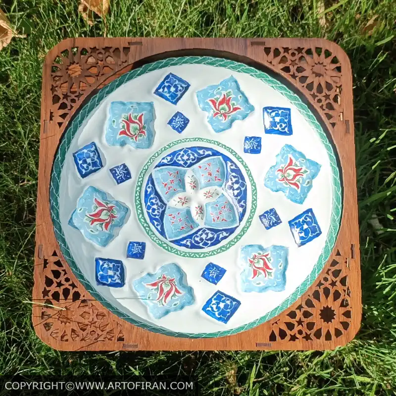 بشقاب میناکاری اردیبهشت، سبک سنتی روی مس - تصویر 3